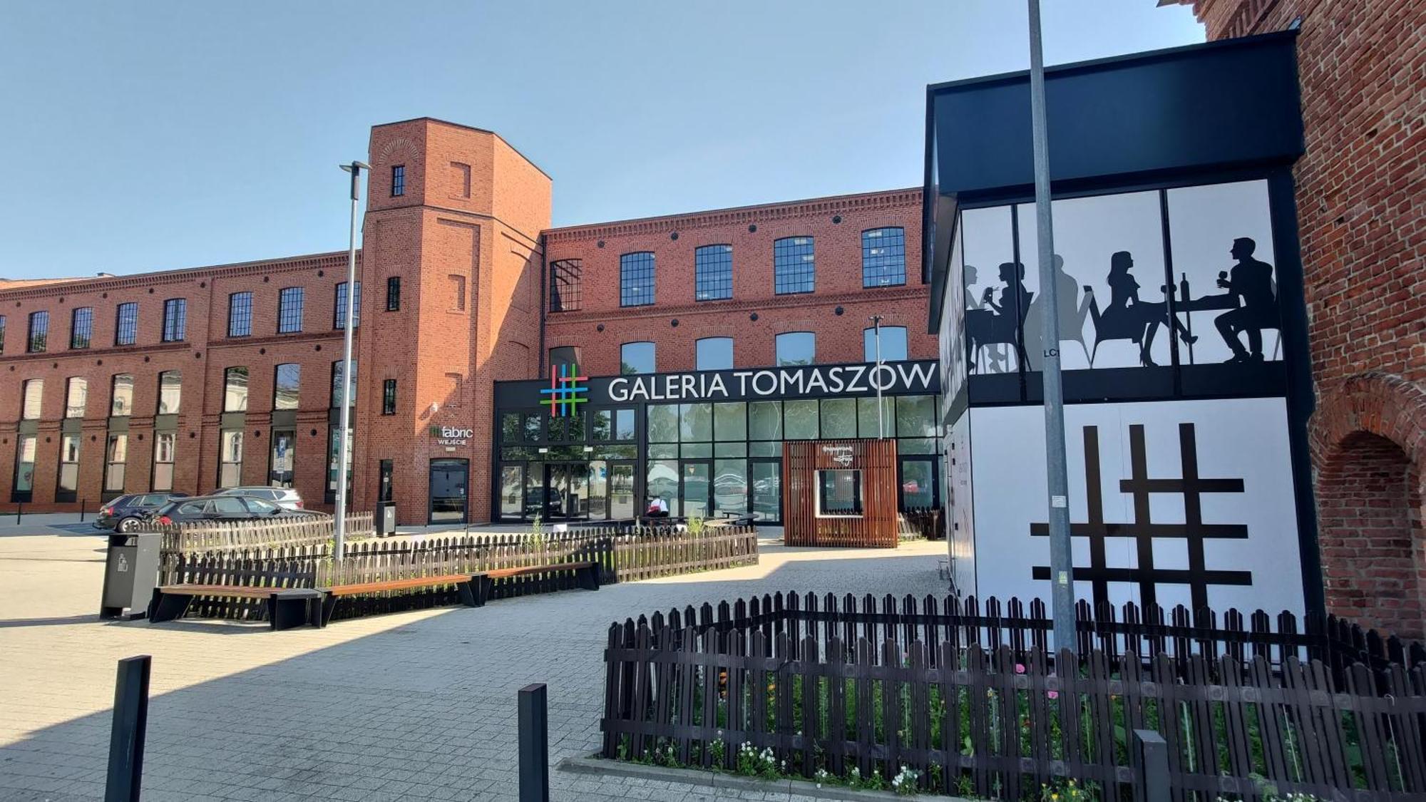 Apart Ak Plus Netflix Tomaszów Mazowiecki Exterior foto