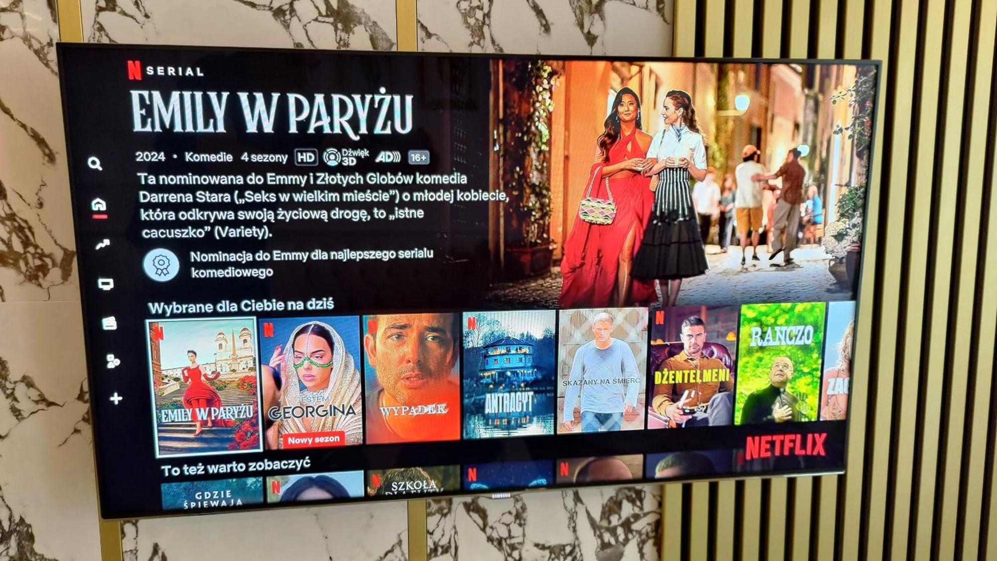 Apart Ak Plus Netflix Tomaszów Mazowiecki Exterior foto